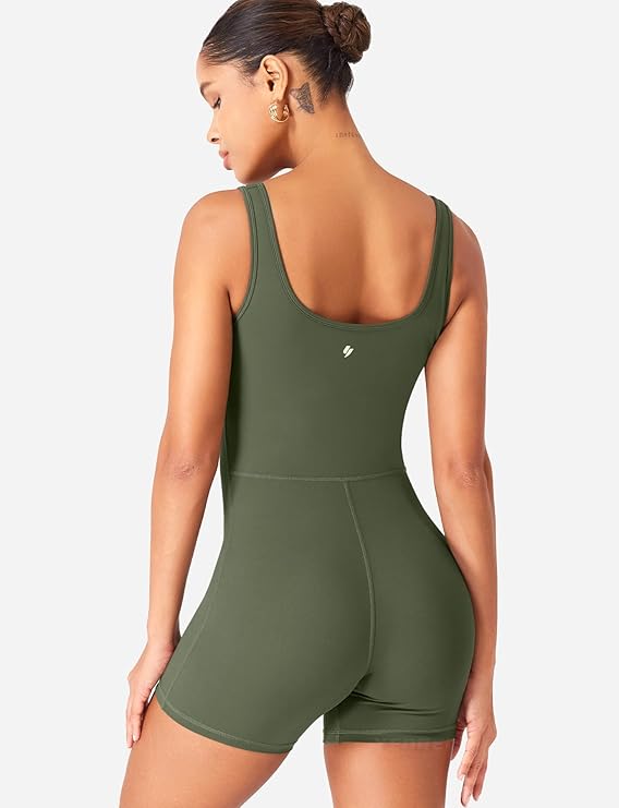 Women’s CoreFlex Zip-Up One-Piece Workout Romper – Sleeveless Cargo Jumpsuit with Chest Pockets & Open Back