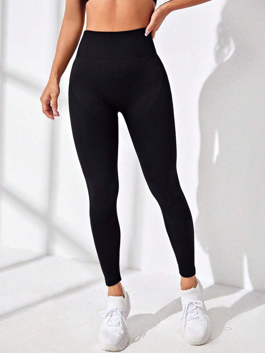 Seamless High-Waisted Leggings – Sculpting Fit & Breathable Comfort